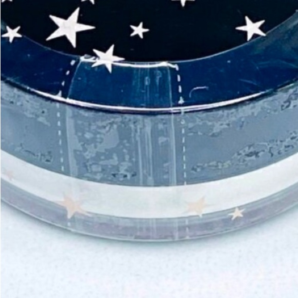 Ciate London Extraordinary Translucent Setting Powder - Picture 8 of 9